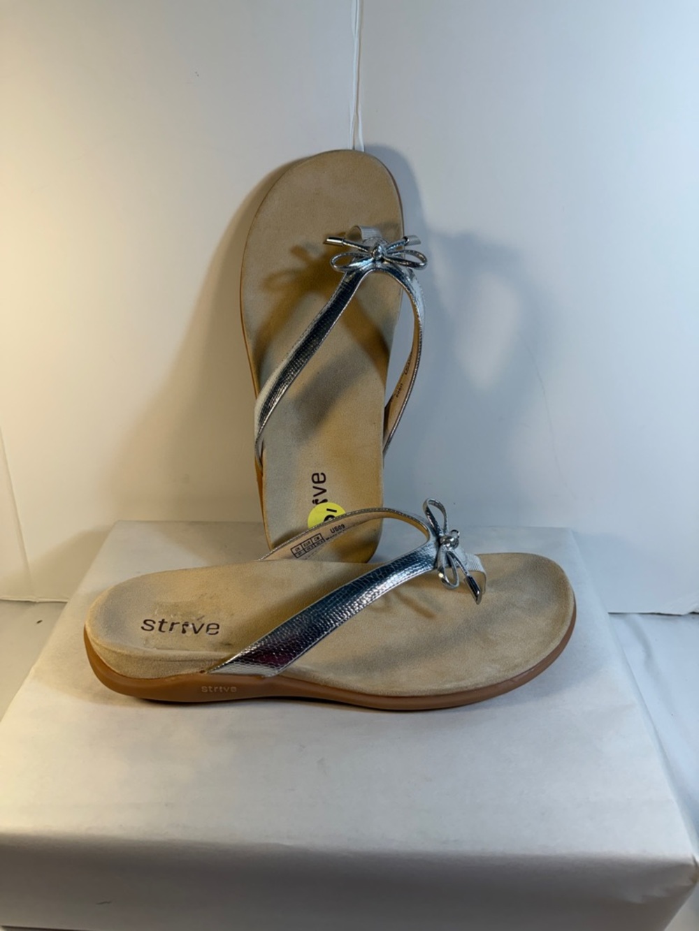 Strive Women's Silver Bow Toe-Post Sandals